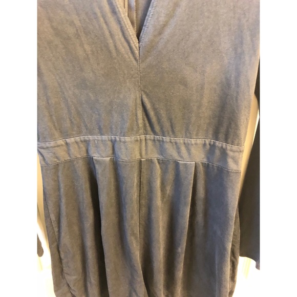 Charlotte Russe Gray Felt Short Romper - Size L - Picture 2 of 3
